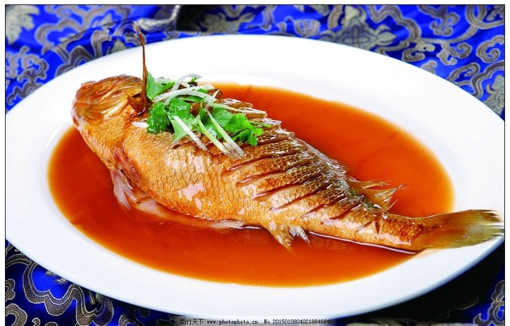 酱焖野生黄花鱼图片
