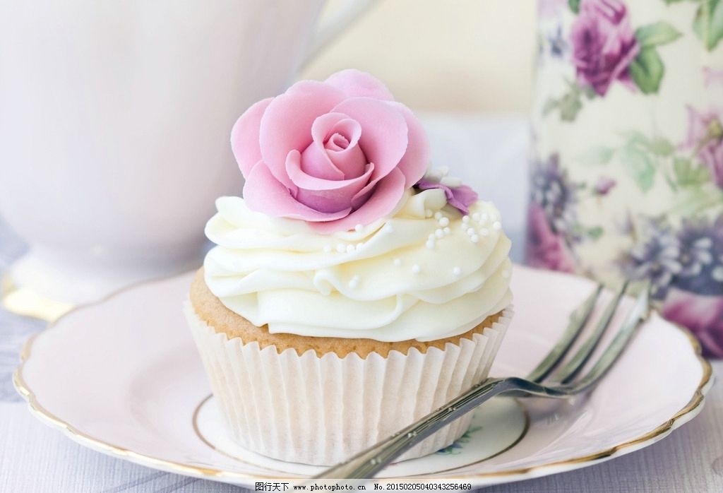 美味的纸杯蛋糕图片