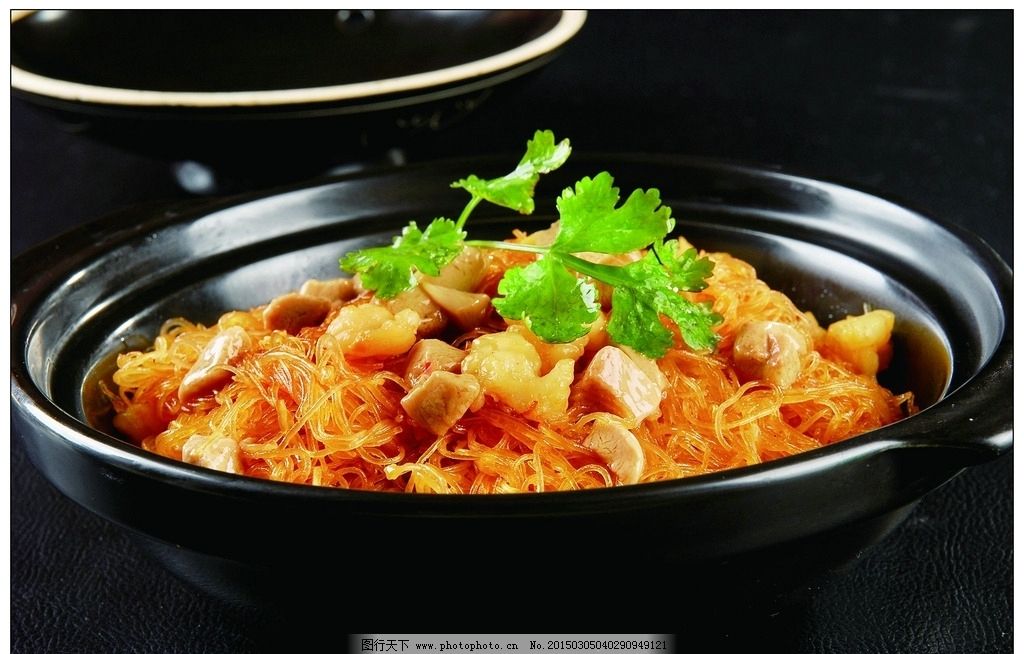 鹅肝粒海鲜粉丝煲