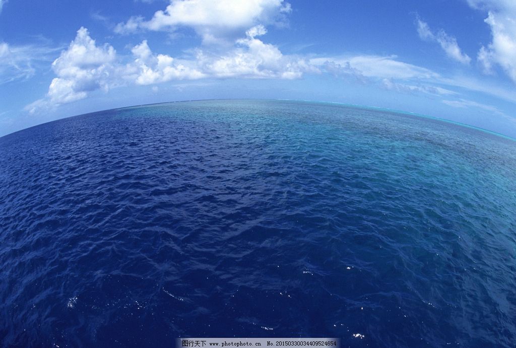 大海与岛屿图片