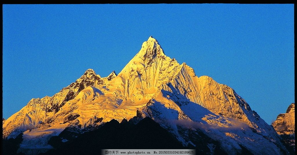 珠穆朗玛峰 超高清图片